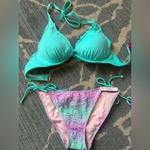 Victorias Secret push up bikini Size 34DD with M bottoms